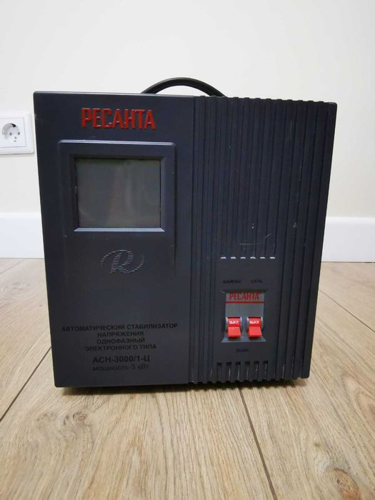 Продается Стабилизатор напряжения Ресанта мощностью 3кВт