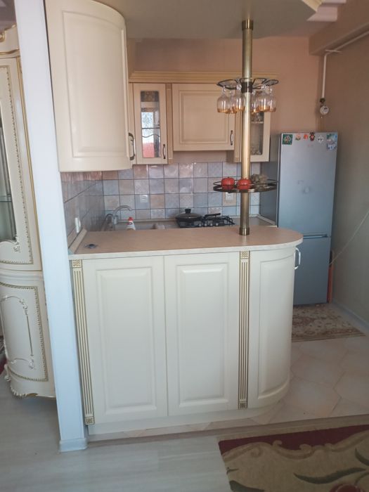 Ж/К Гаухартас   трехэтажный дом.