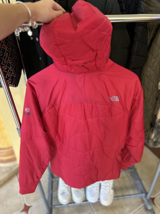 Яке The north face като ново