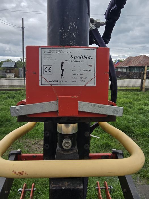 Vand despicator de lemne