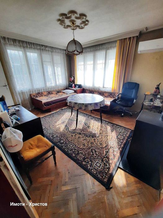 Продава се Многостаен апартамент в Шумен, Пожарната - 147 кв.м за 625 €/кв.м - Снимка #4