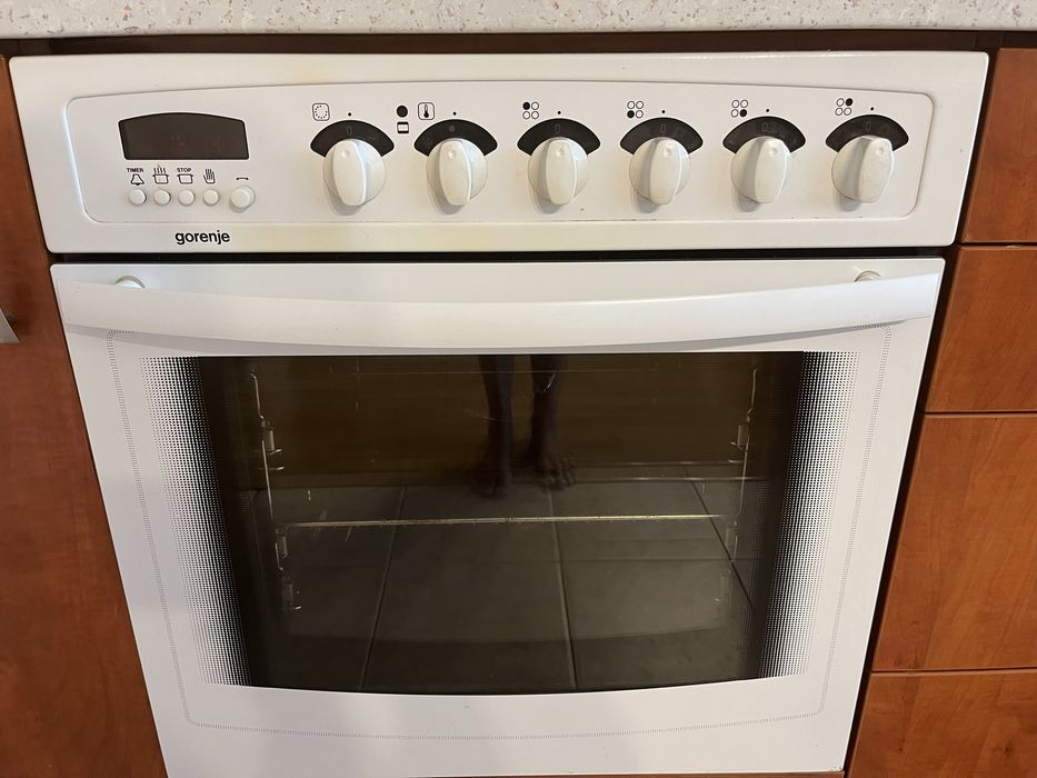 Фурна и плот за вграждане Gorenje