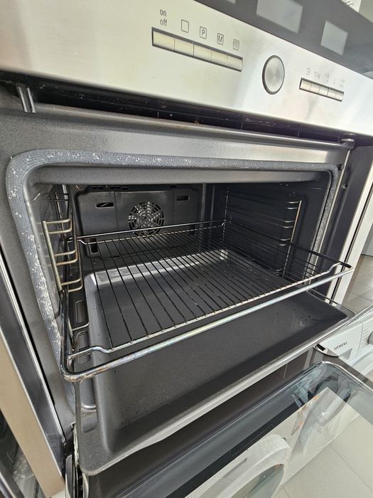 Фурна за вграждане SIEMENS