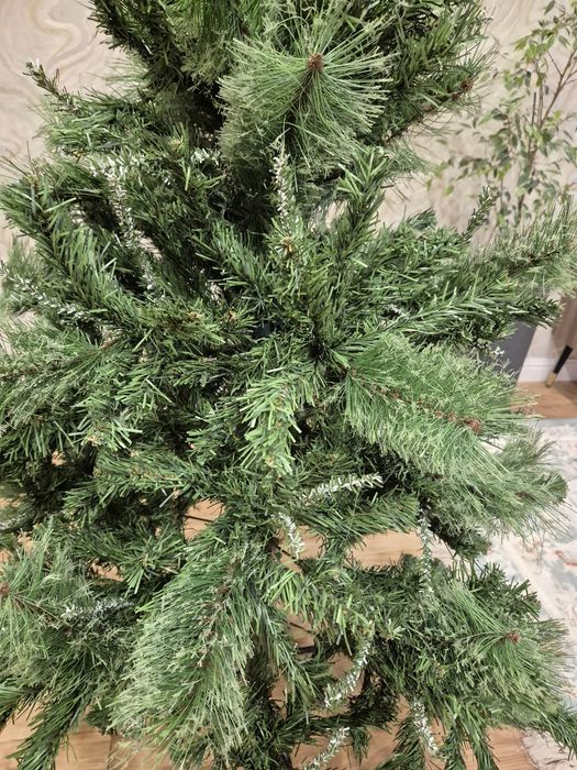 Ёлка искусственная 140см