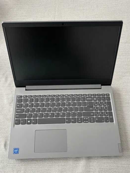 Laptop Lenovo IdeaPad S145 15.6" i5-8265U 12GB RAM 256GB SSD
