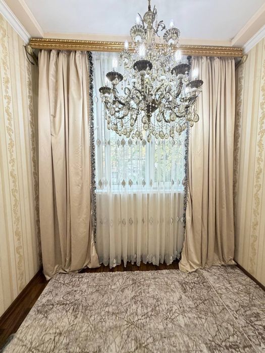 Чиланзар-7 кв 2/4/4.46м2 Срочно продам квартиру срочно