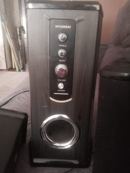 Отдам акуст систему