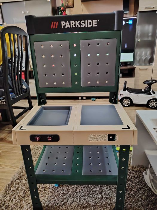 Нова работилница закупена от Кауфланд за 100 лв нова само отлично съст