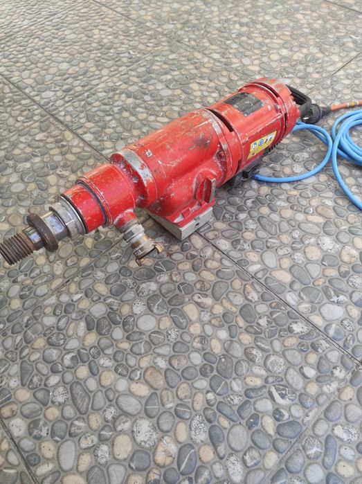 Mașina de carotat WEKA DKS 32