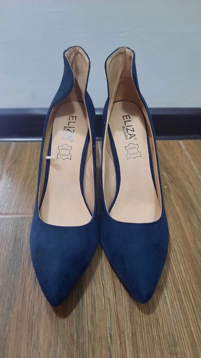 Елегантни дамски обувки