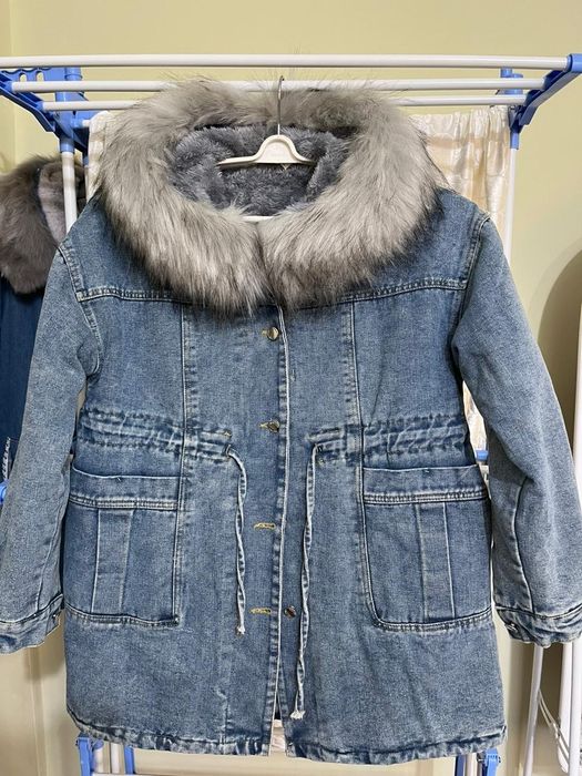 Продам куртки джинсовые