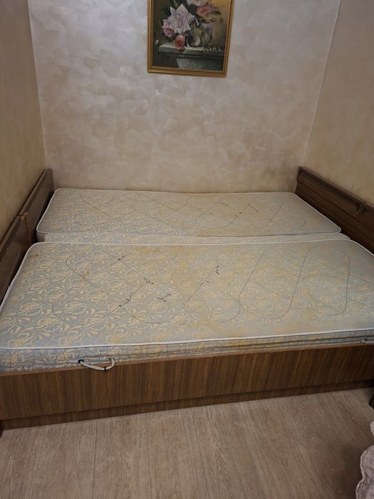 Кровать двухспальная
