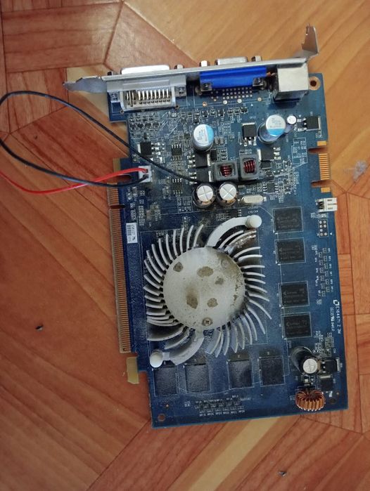 Видеокарта GT9500