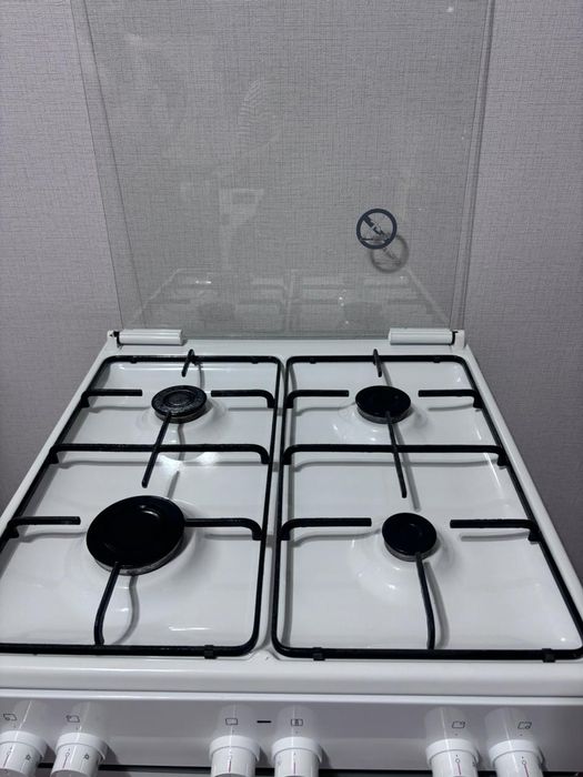 Продам газ плиту Bosch