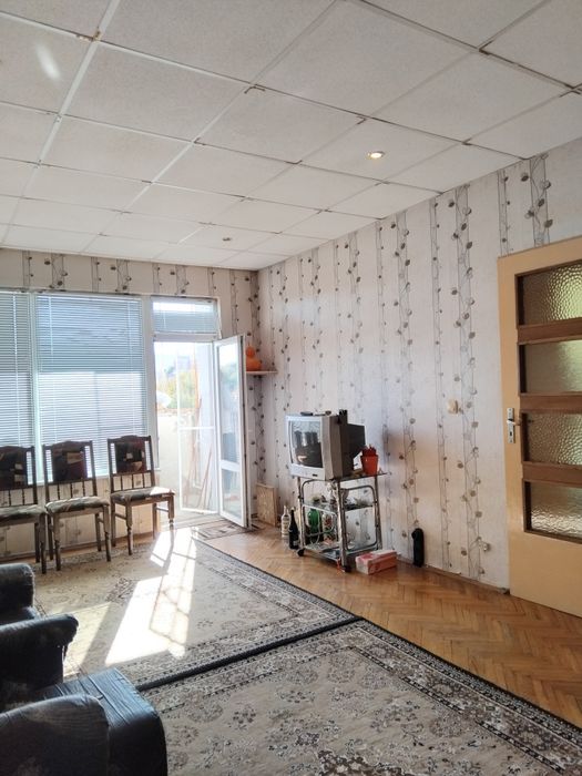 Продава се Тристаен апартамент в Горна Оряховица - 84 кв.м за 595 €/кв.м - Снимка #2