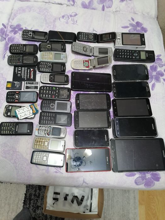 Telefoane bune si defecte