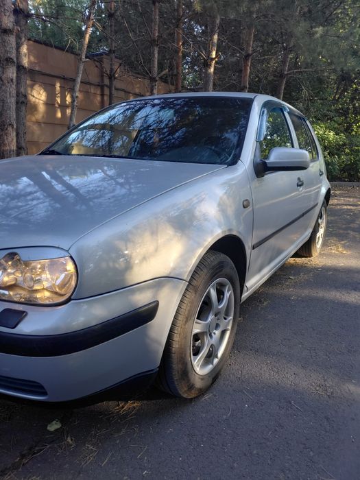 Volkswagen golf 4