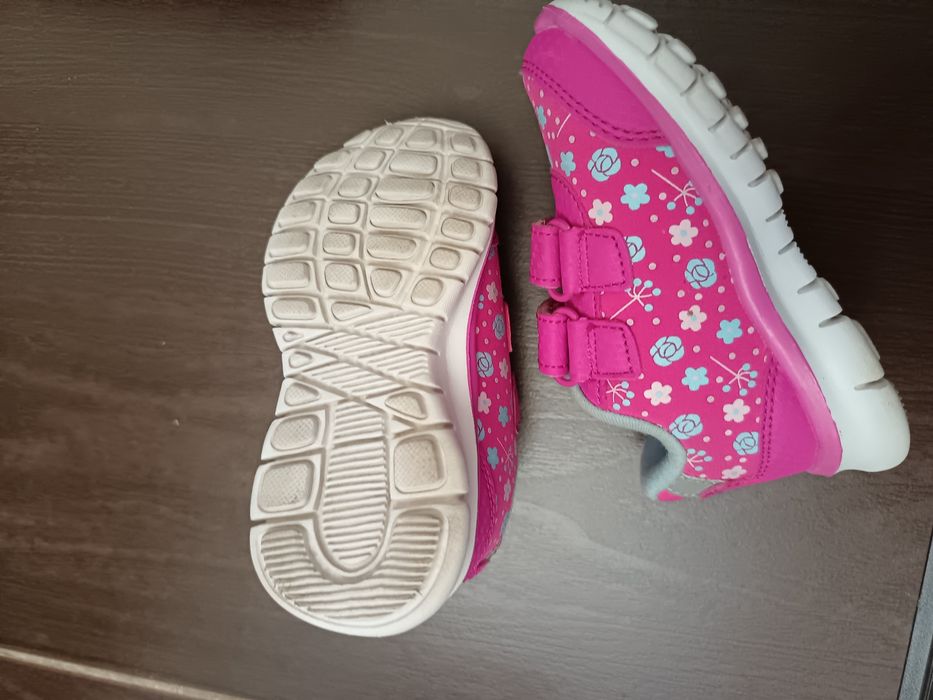 детские кроссовки для девочек