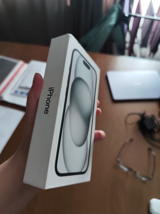 новый iphone 15 128gb