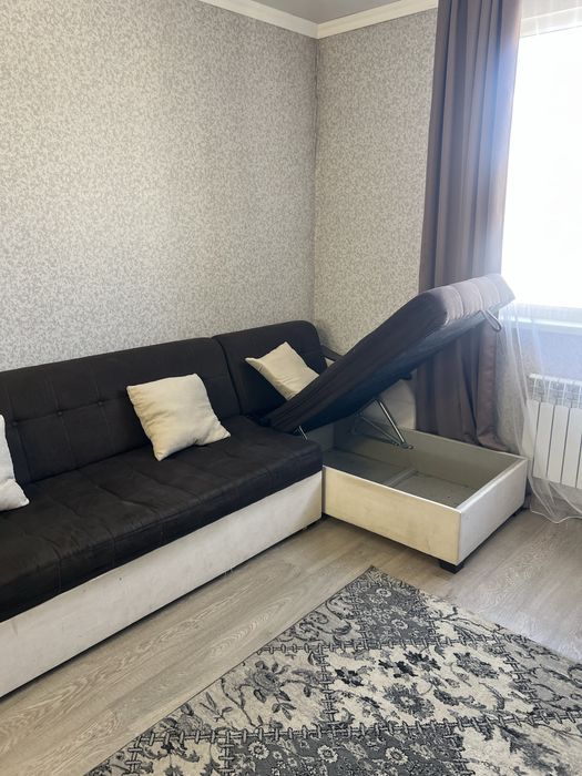 Продам диван б/у