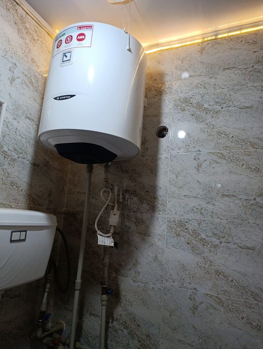 Боллер ariston 50л