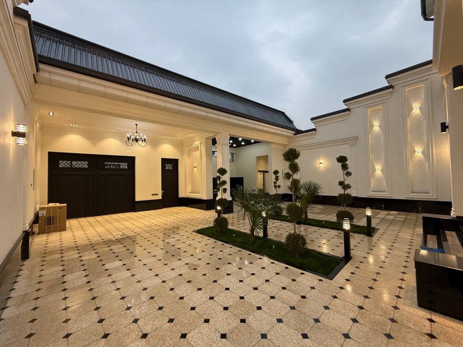 Продавец участка