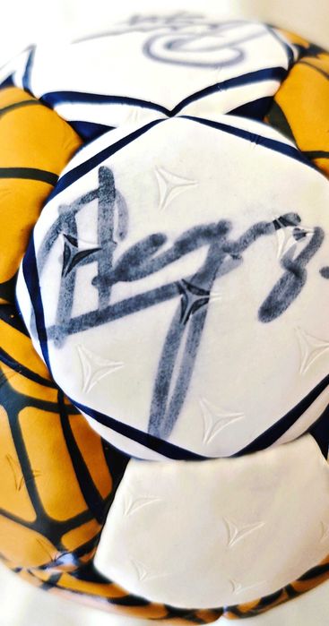 Minge handbal cu autograf original Cristina Neagu  CSM - De colecție