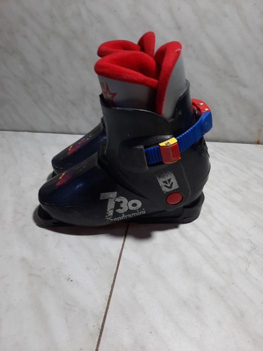 Clapari ski schi pt. copii mondo 19 corespunde mărimii 28-29