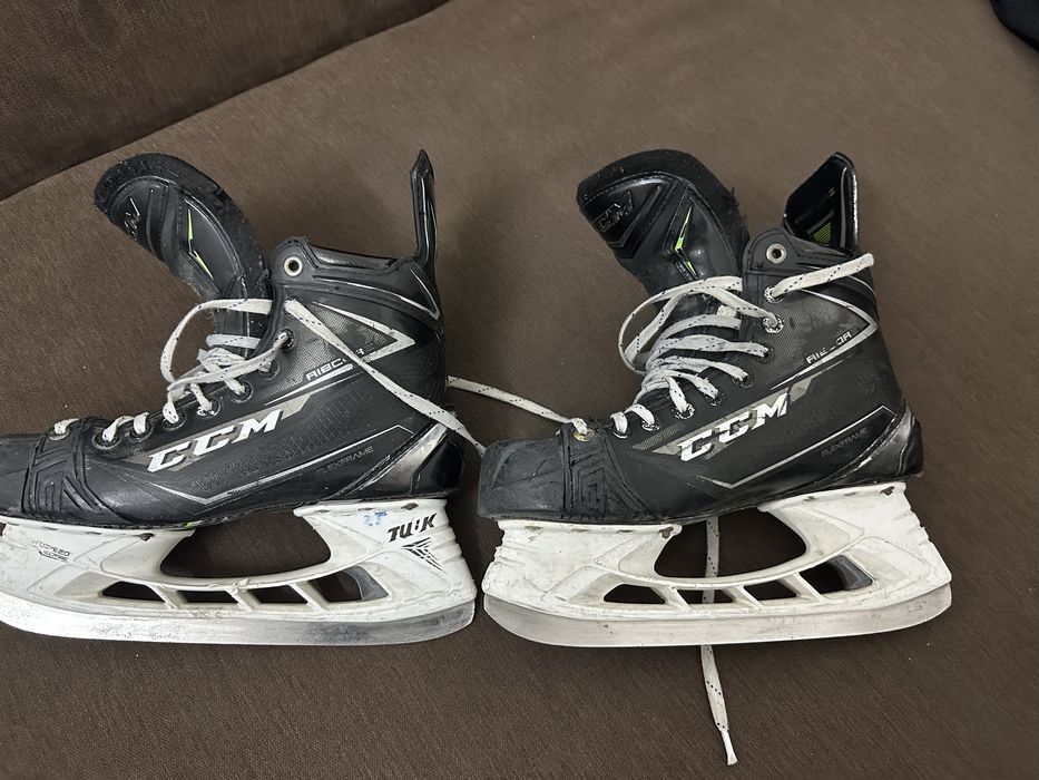 Коньки CCM размеры 40/41