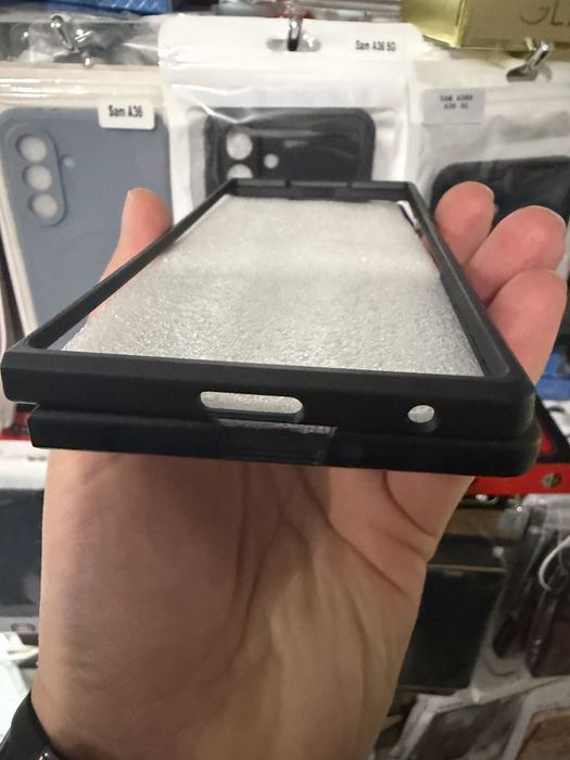 Samsung Galaxy Z Fold 7 , Samsung Galaxy Z Flip 7 удароустойчив гръб