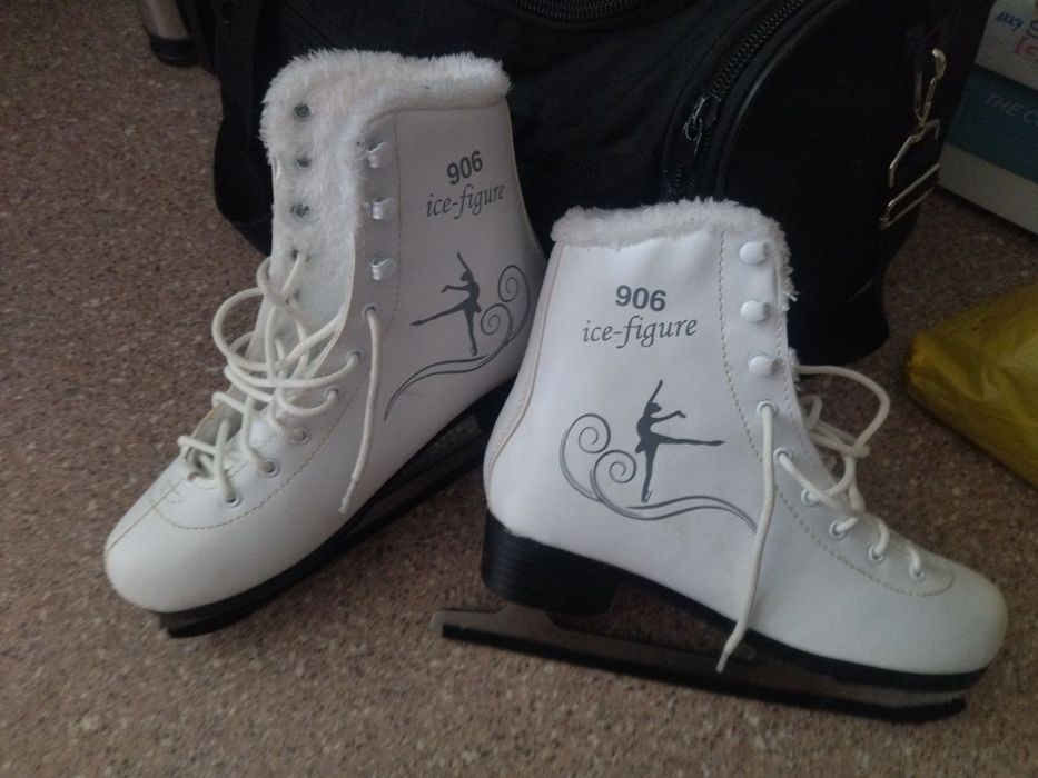 Коньки размер 38