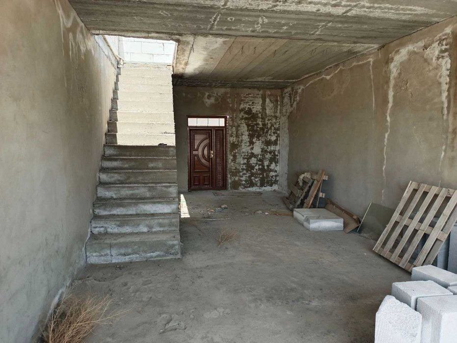 Qurilishi tugallanmagan noturar bino-inshoat