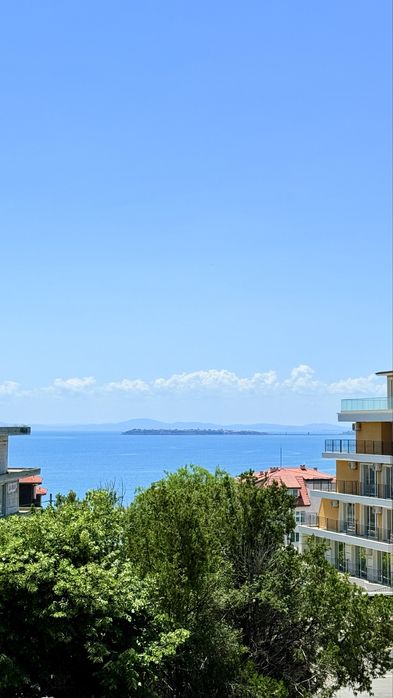 Апартамент с гледка море