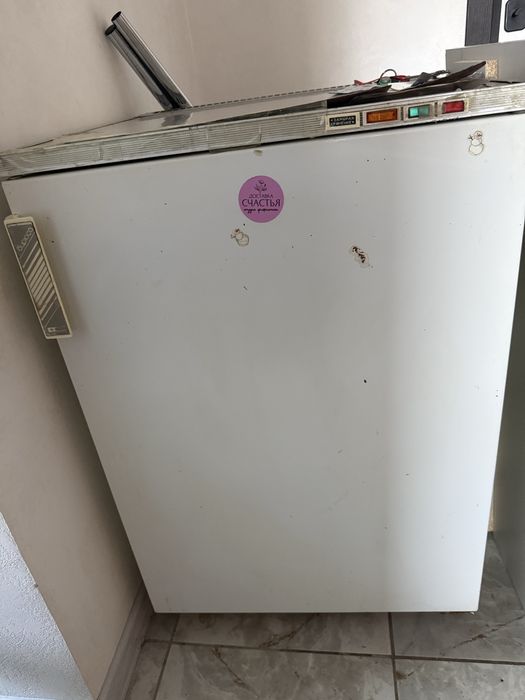 Продам морозилку Бирюса