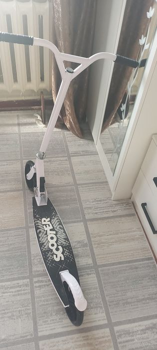 Самокат  практически новый