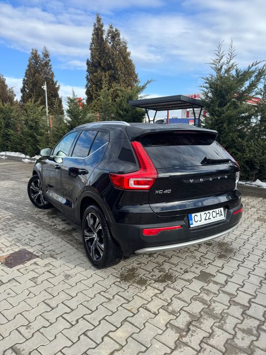 VOLVO XC40 2021 — imagine 3