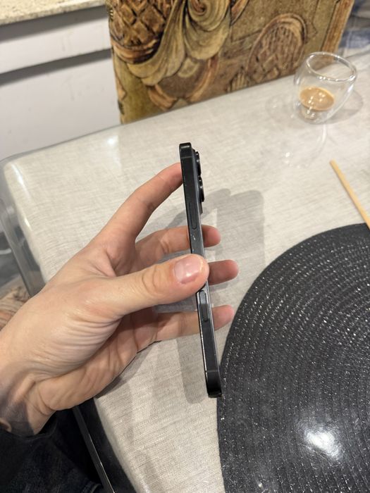 Iphone 16 PRO MAX 512-9/10 Full Box