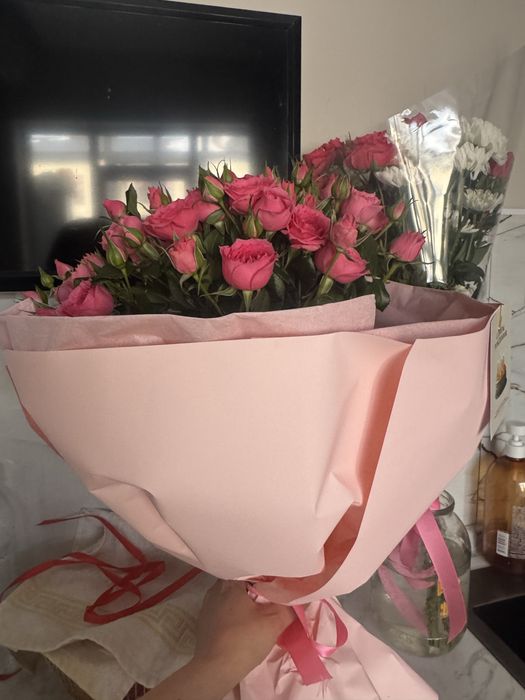 Продам вчерашние цветы.