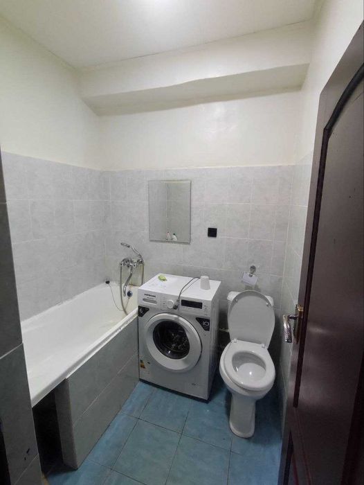 Продаётся 2х комнатная квартира бывшие общежитие.