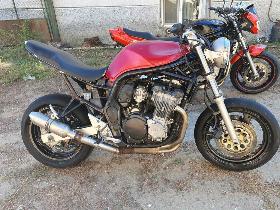 Suzuki Bandit 600 - НА ЧАСТИ
