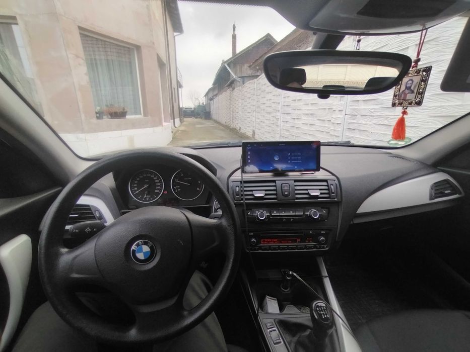 2012 BMW seria 1 120/118d f20