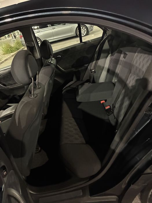 Mercedes C200 CDi 2,2 diesel(negociabil)