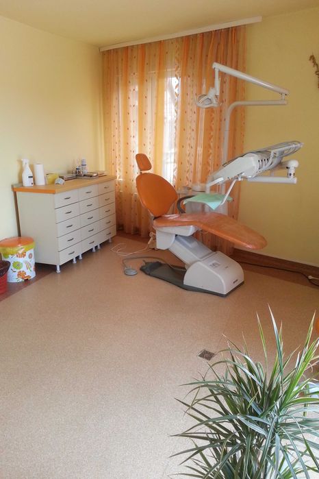 Scaun stomatologie complet + Sterilizator Pupinel Profesional