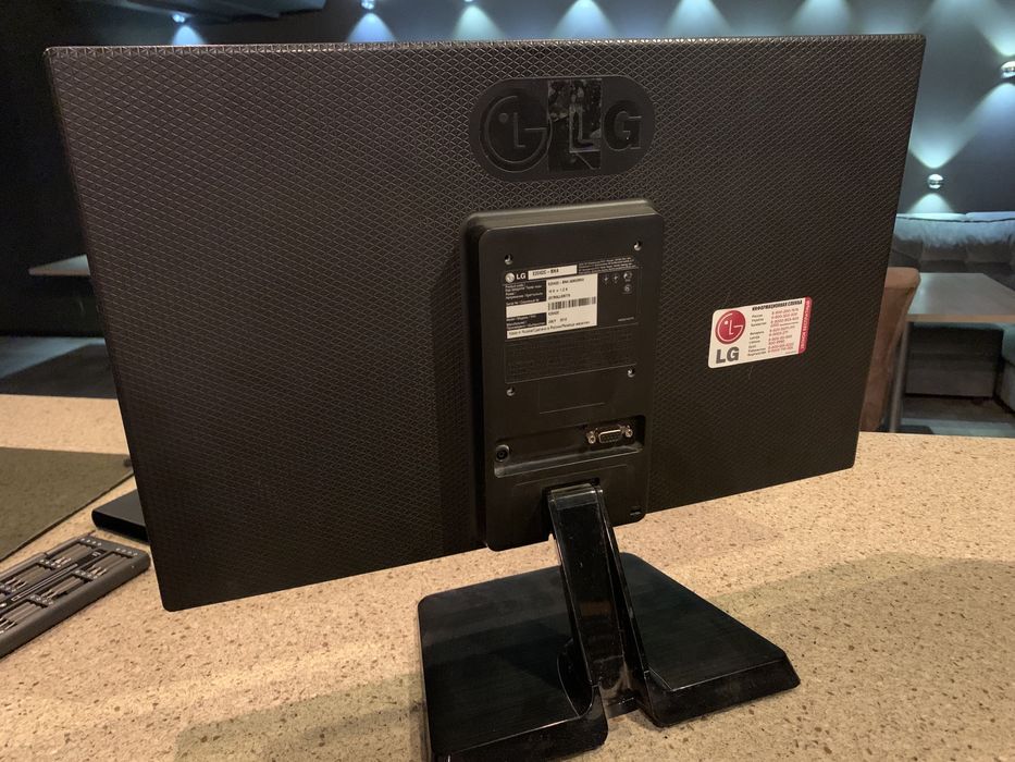 Монитор LG Flatron E2042