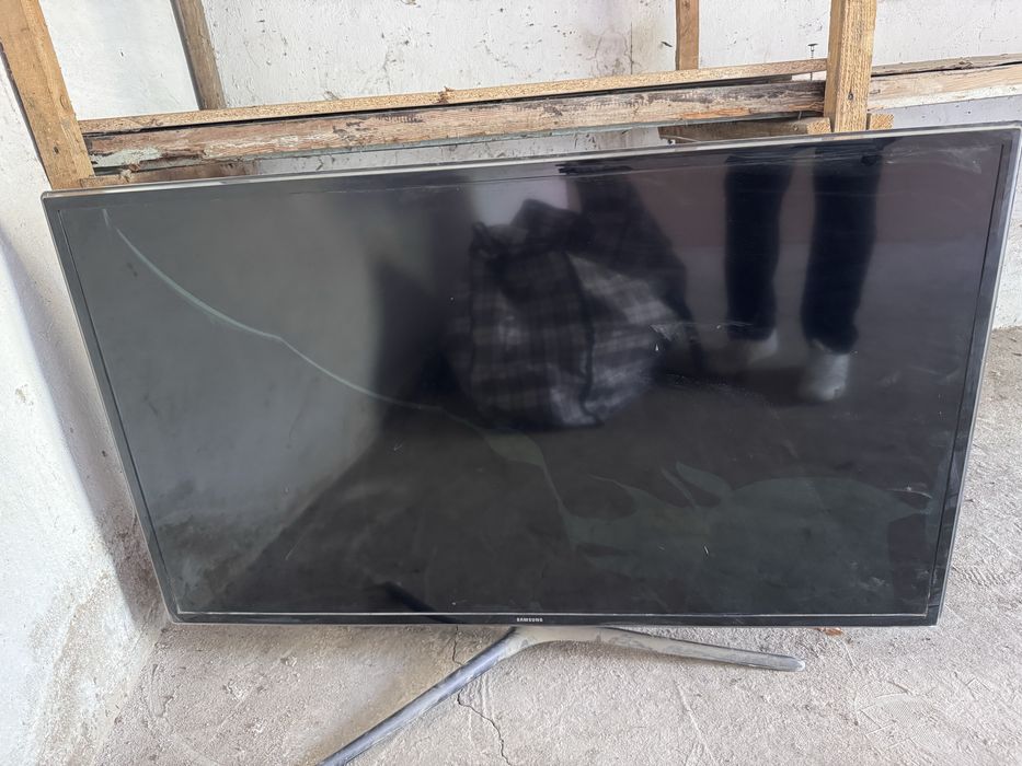 телевизор SAMSUNG