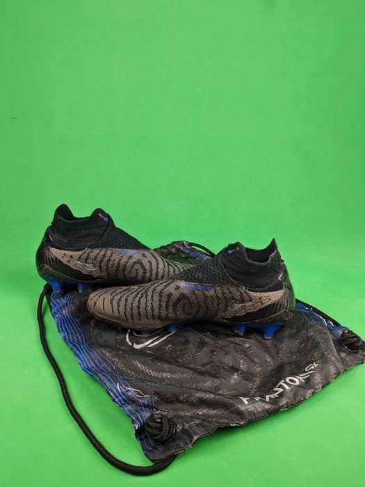 Професионални бутонки Nike Phantom GX Elite DF FG