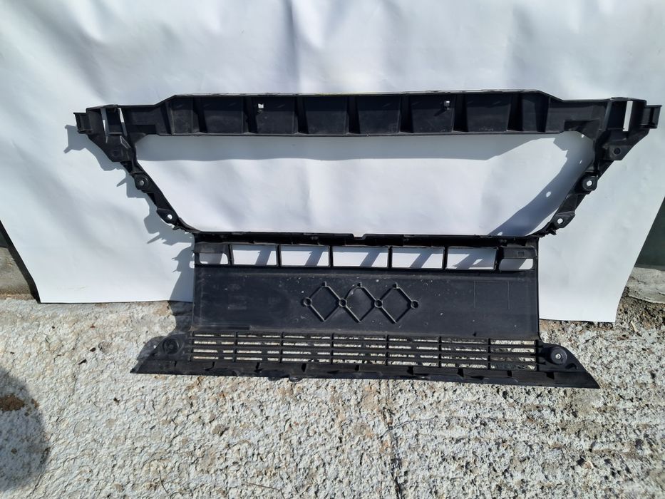 Решетка в броня преден лайсна панел  Fiat Ducato 3