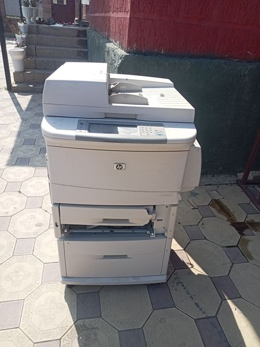 Принтер HP LaserJet enterprise MFP m725