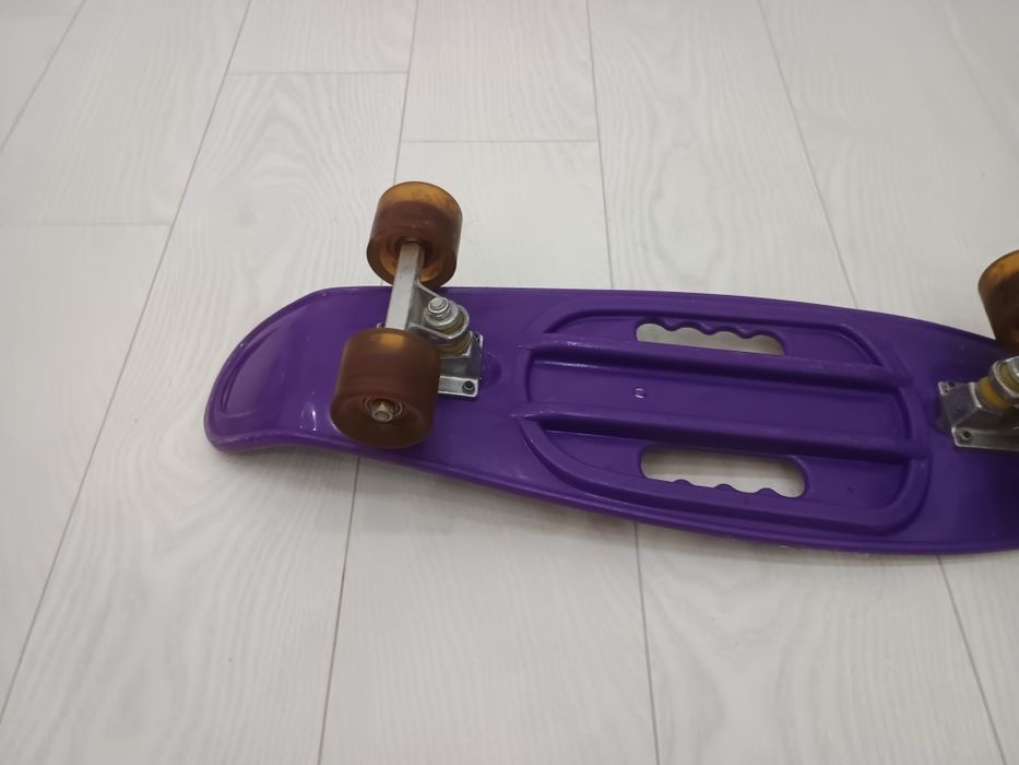 Vând penny board