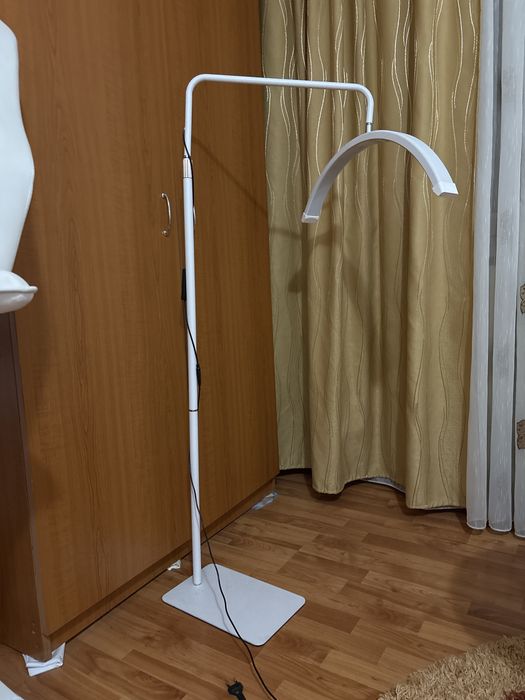 pat/fotoliu reglabil 2 in 1 pentru cosmetica , masaj si lampa led